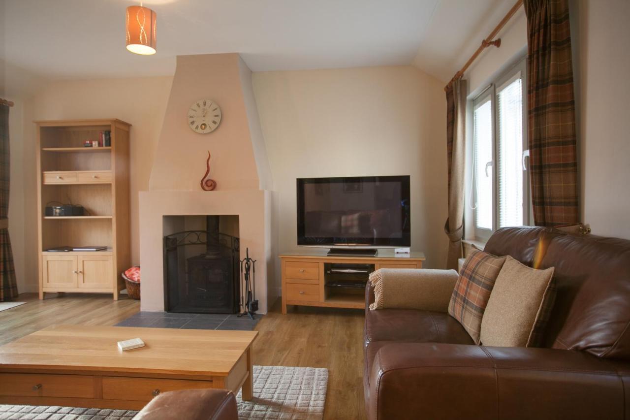 Loch Ness Abbey Cottages Fort Augustus Exterior foto